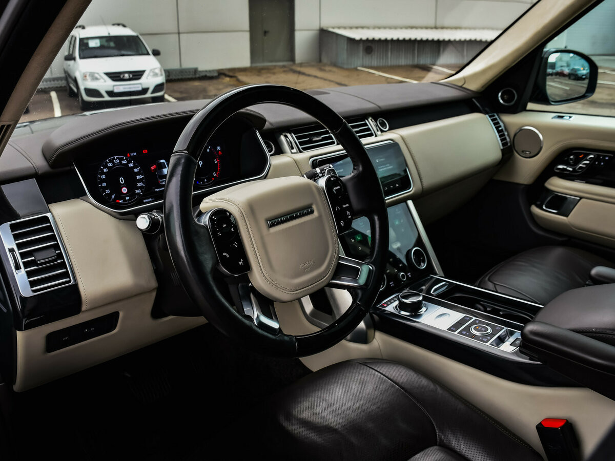 Купить Land Rover Range Rover с пробегом. Фото: #10