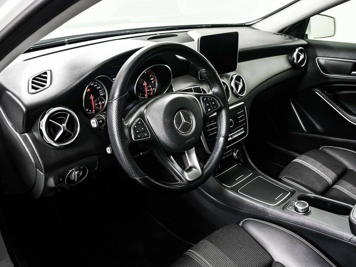 Купить Mercedes-Benz GLA с пробегом. Фото: #12