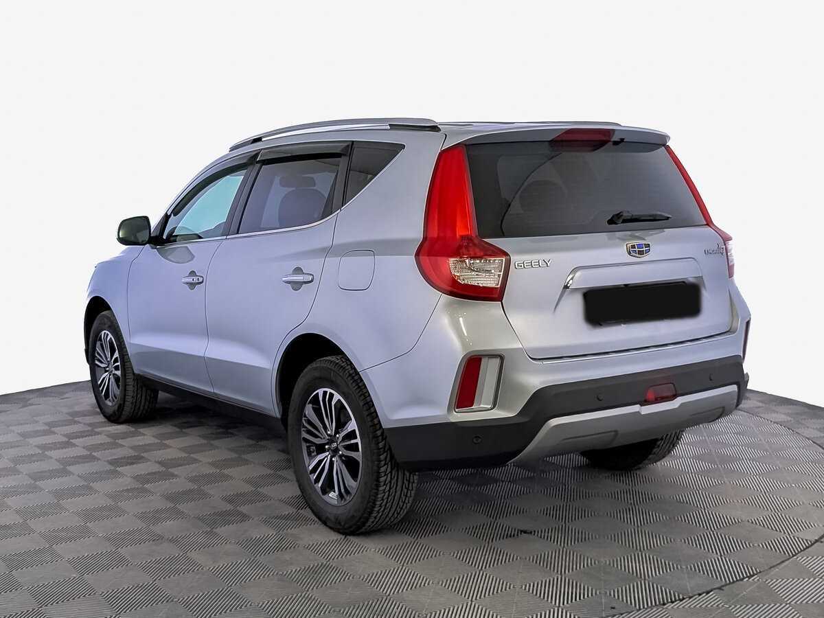 Купить Geely Emgrand X7 с пробегом. Фото: #6