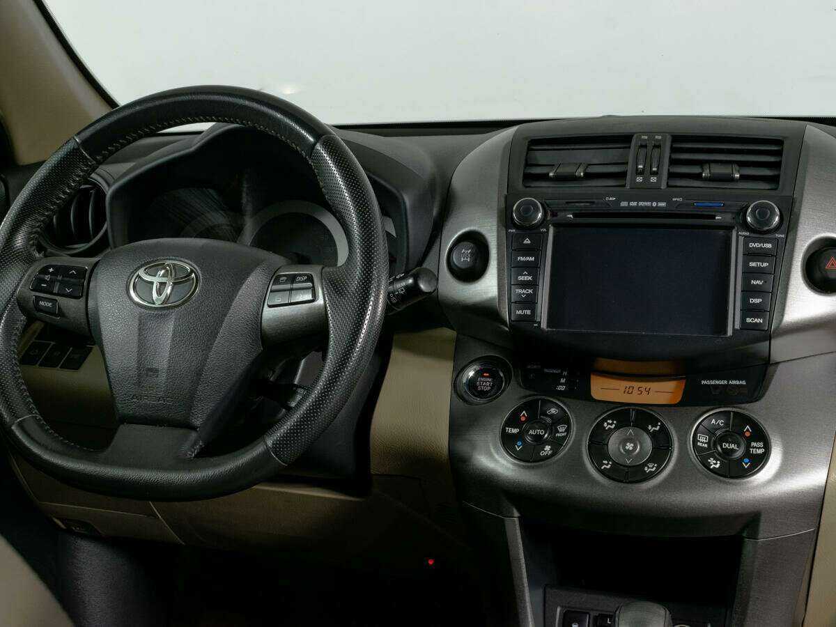 Купить Toyota RAV4 с пробегом. Фото: #7