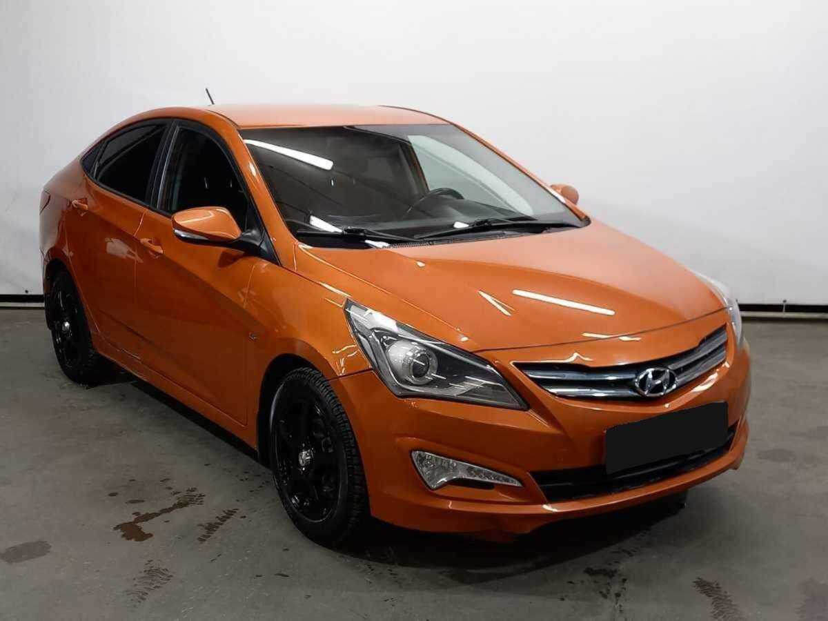 Купить Hyundai Solaris с пробегом. Фото: #2