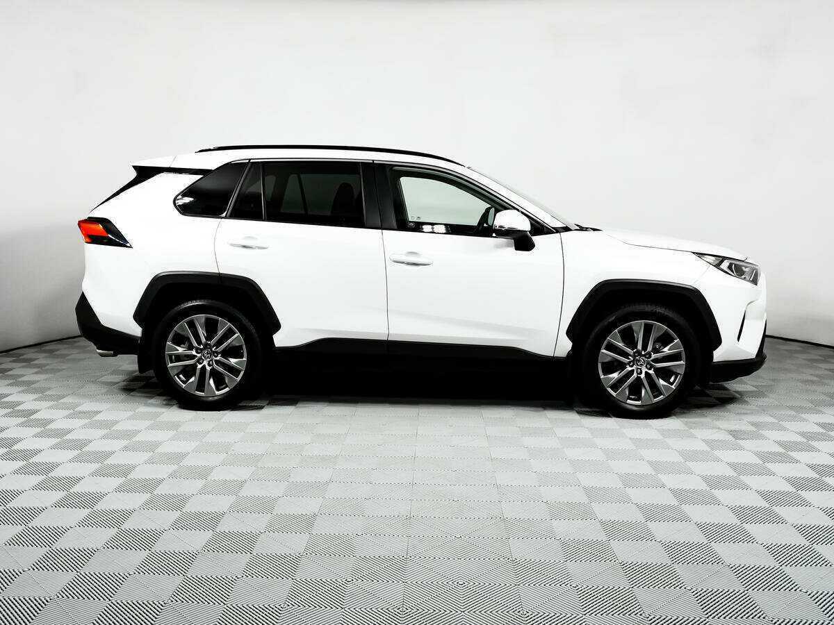 Купить Toyota RAV4 с пробегом. Фото: #3