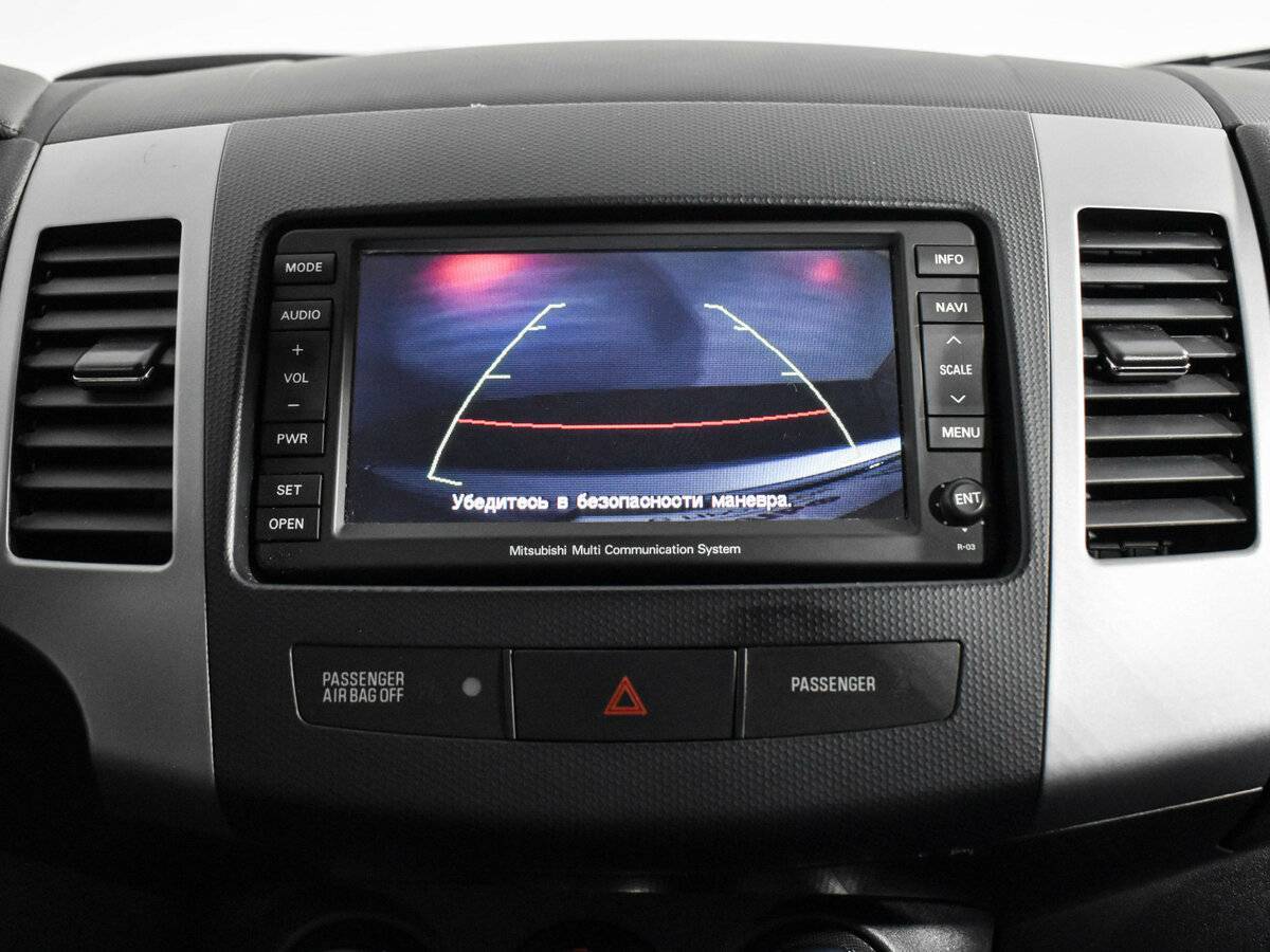 Купить Mitsubishi Outlander с пробегом. Фото: #15