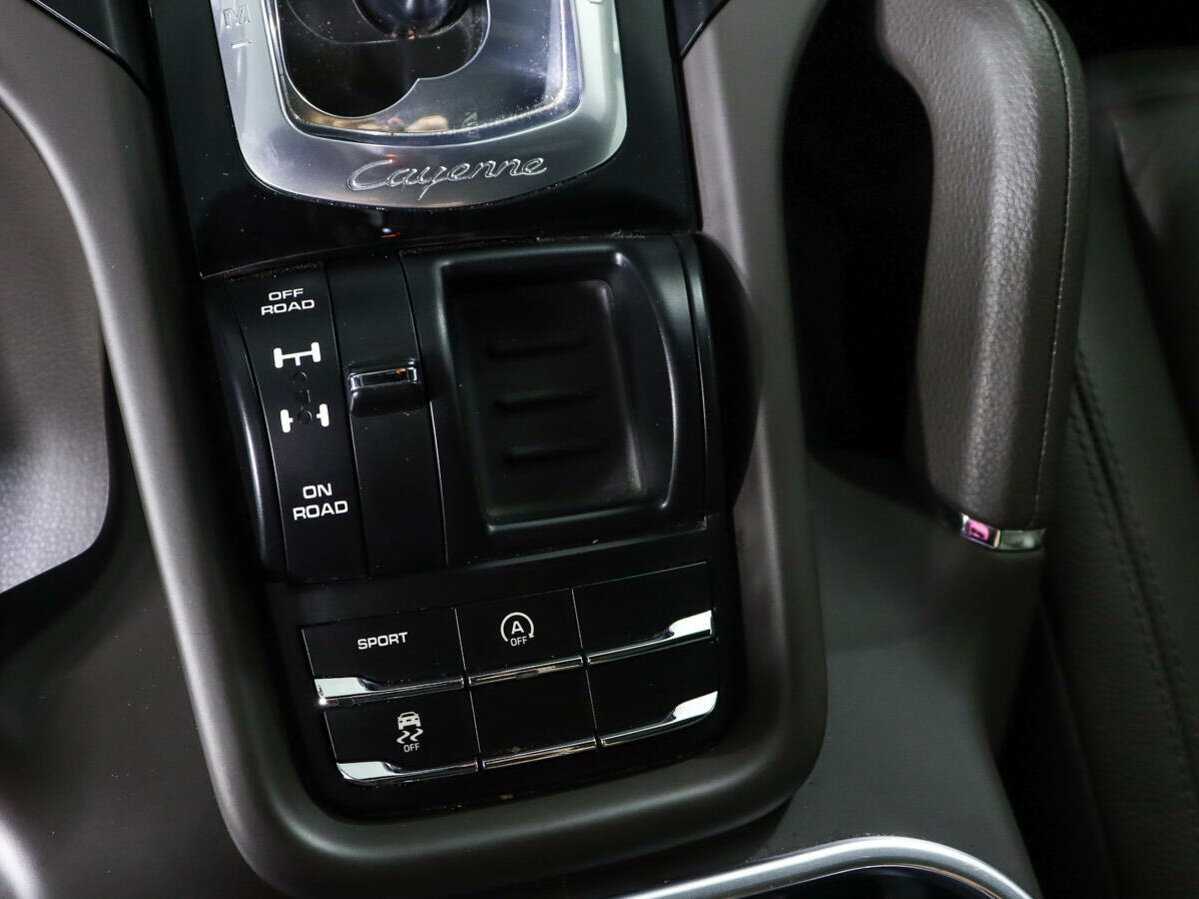 Купить Porsche Cayenne с пробегом. Фото: #14