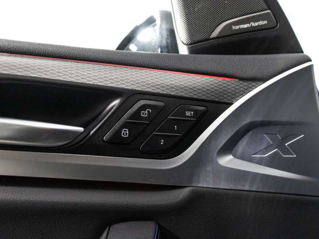 Купить BMW X3 с пробегом. Фото: #29