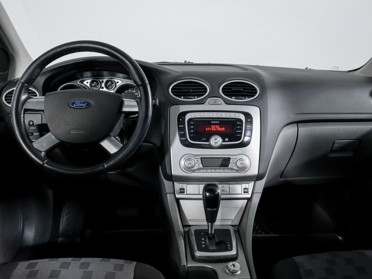 Купить Ford Focus с пробегом. Фото: #9