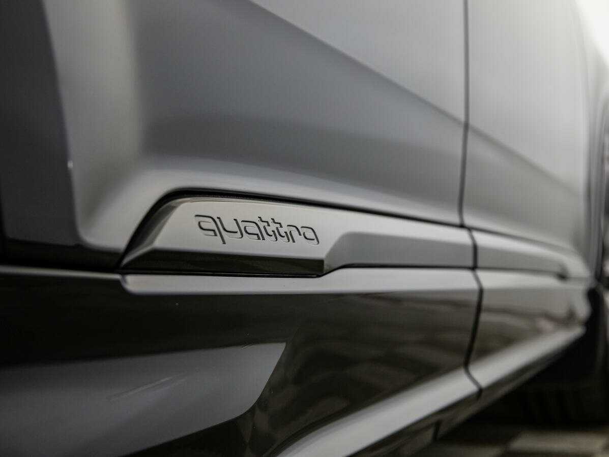 Купить Audi Q7 с пробегом. Фото: #17