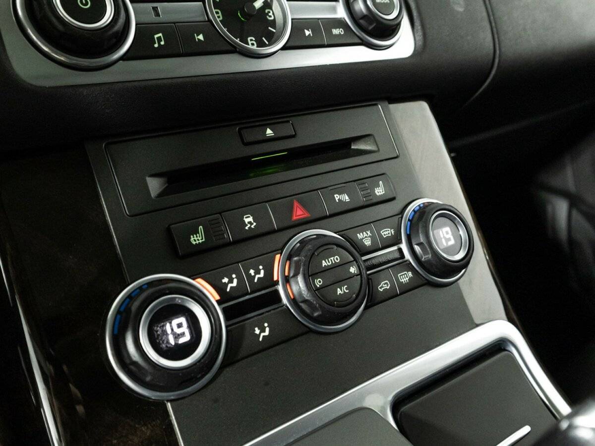 Купить Land Rover Range Rover Sport с пробегом. Фото: #19
