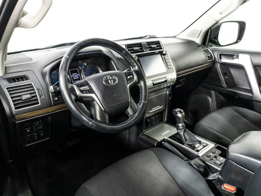 Купить Toyota Land Cruiser Prado с пробегом. Фото: #10