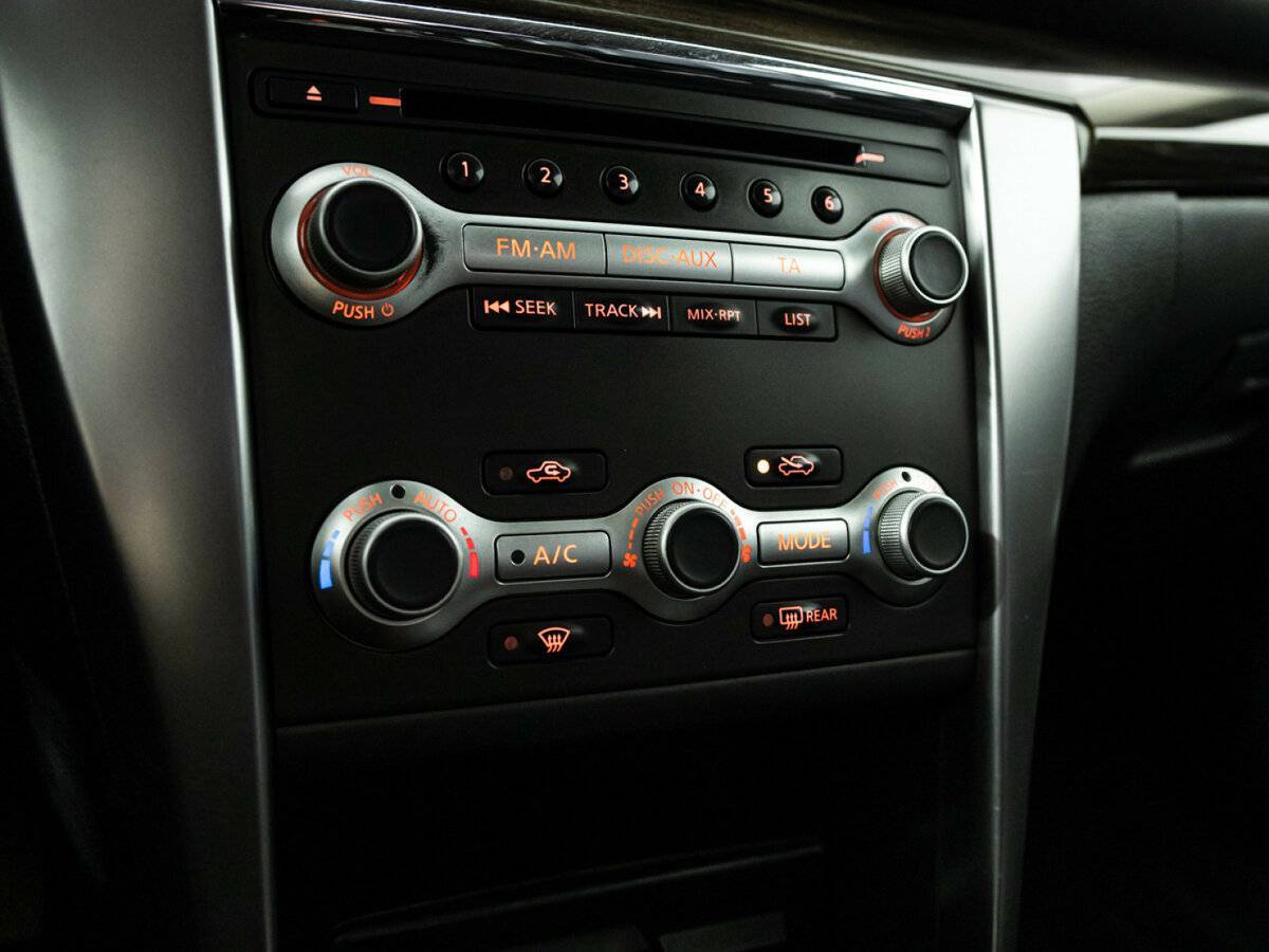 Купить Nissan Teana с пробегом. Фото: #17