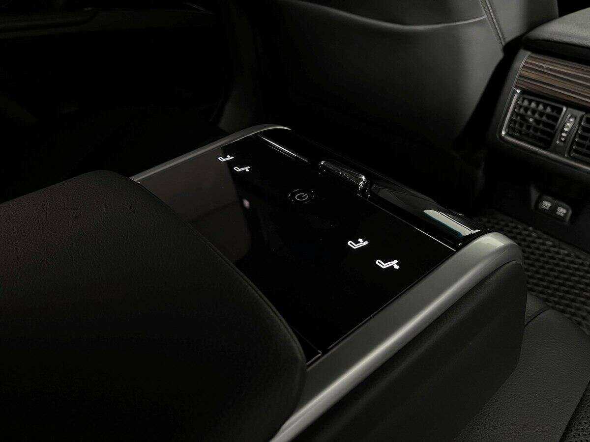 Купить Toyota Camry с пробегом. Фото: #14