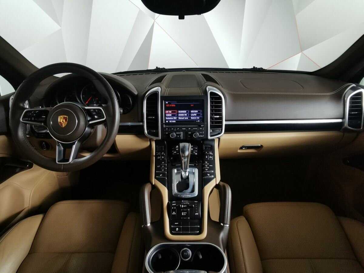 Купить Porsche Cayenne с пробегом. Фото: #9