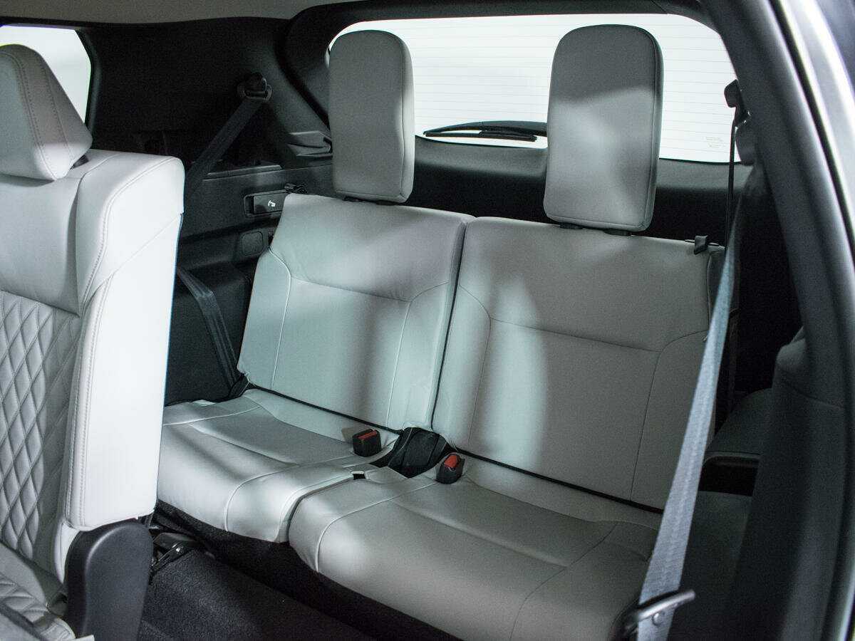 Купить Mitsubishi Outlander с пробегом. Фото: #14