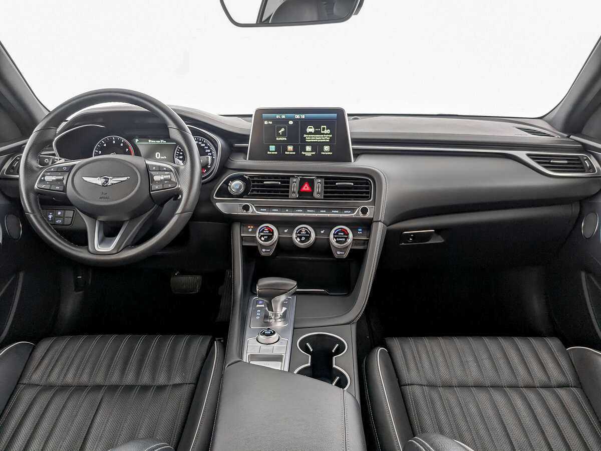 Купить Genesis G70 с пробегом. Фото: #12