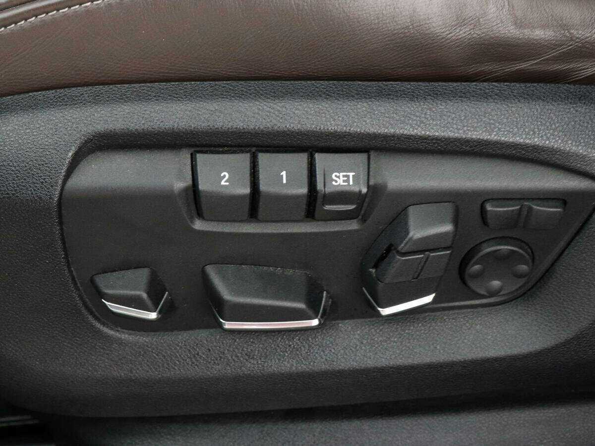Купить BMW X5 с пробегом. Фото: #12