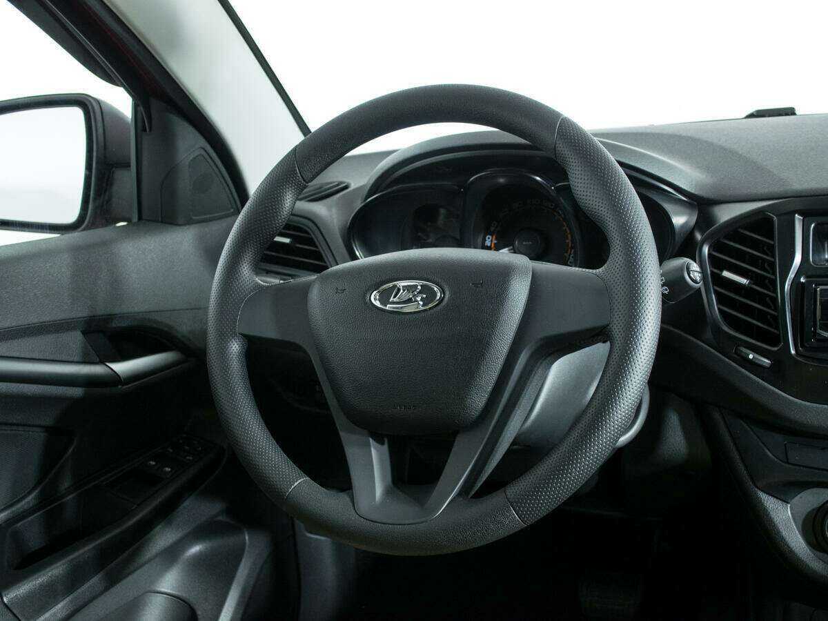 Купить Lada (ВАЗ) Vesta с пробегом. Фото: #13
