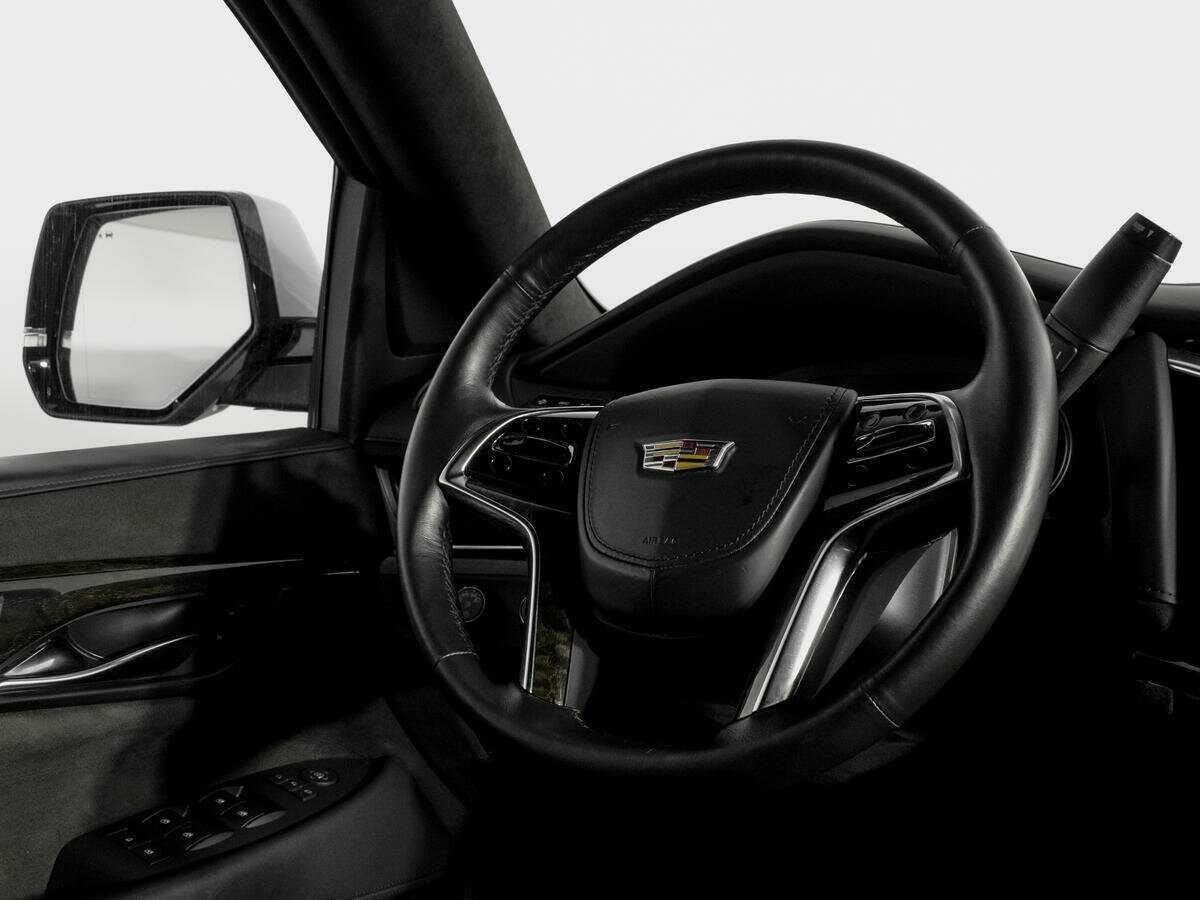 Купить Cadillac Escalade с пробегом. Фото: #15