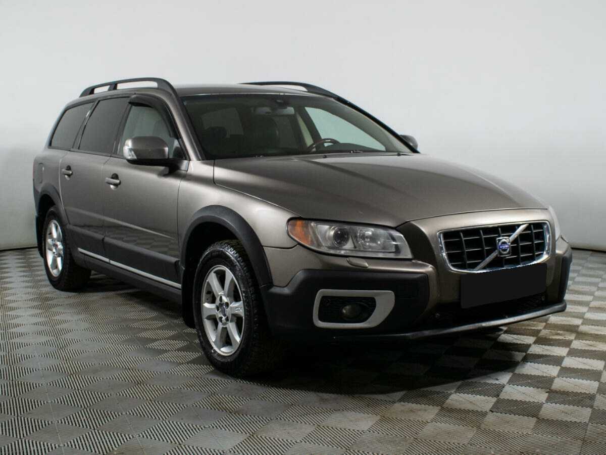 Купить Volvo XC70 с пробегом. Фото: #2