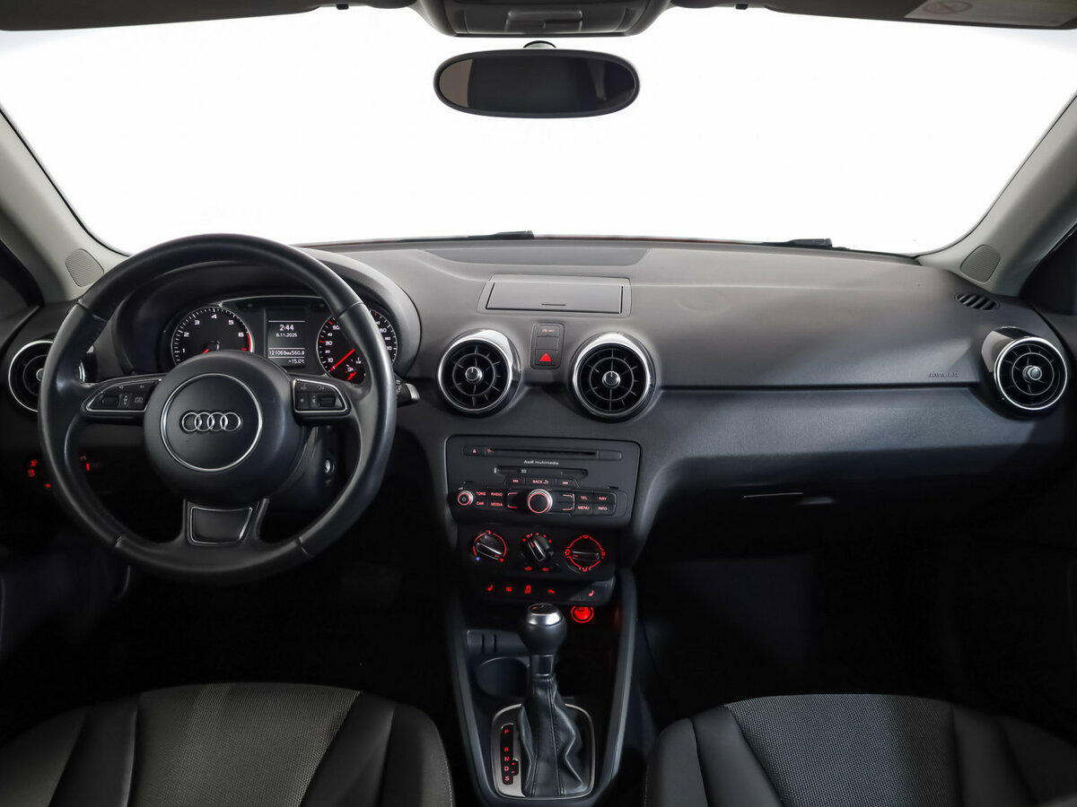 Купить Audi A1 с пробегом. Фото: #7
