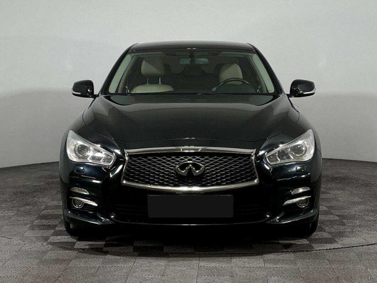 Купить Infiniti Q50 с пробегом. Фото: #1