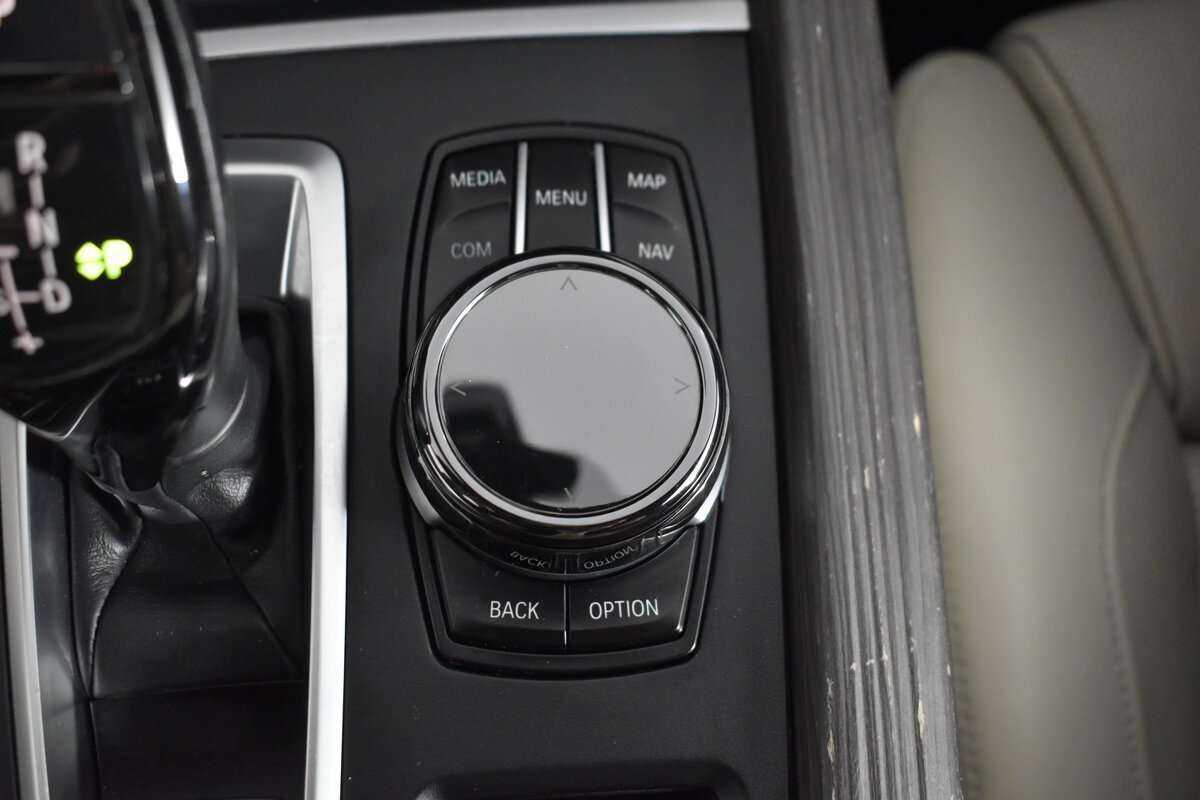 Купить BMW X5 с пробегом. Фото: #19