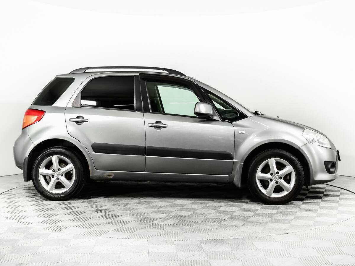 Купить Suzuki SX4 с пробегом. Фото: #3