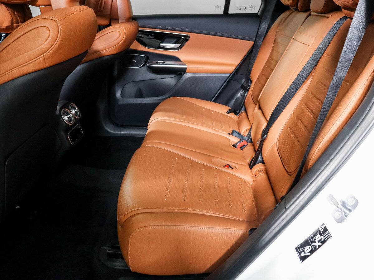 Купить Mercedes-Benz GLC с пробегом. Фото: #6