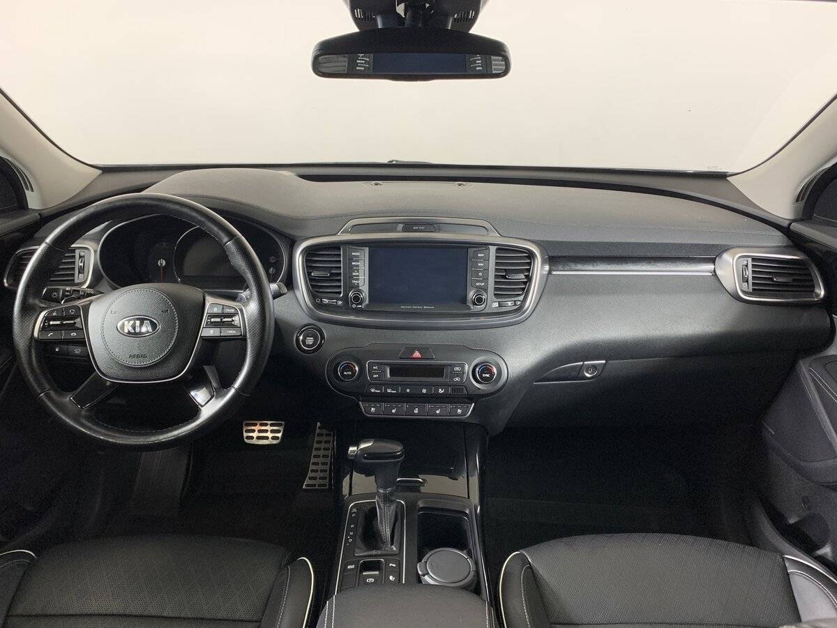 Купить Kia Sorento с пробегом. Фото: #11