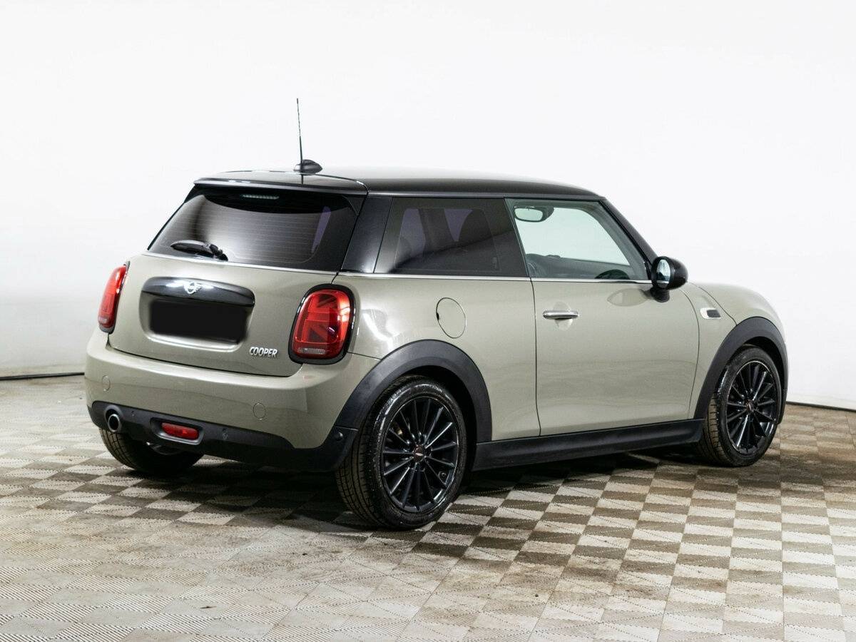 Купить Mini Hatch с пробегом. Фото: #4