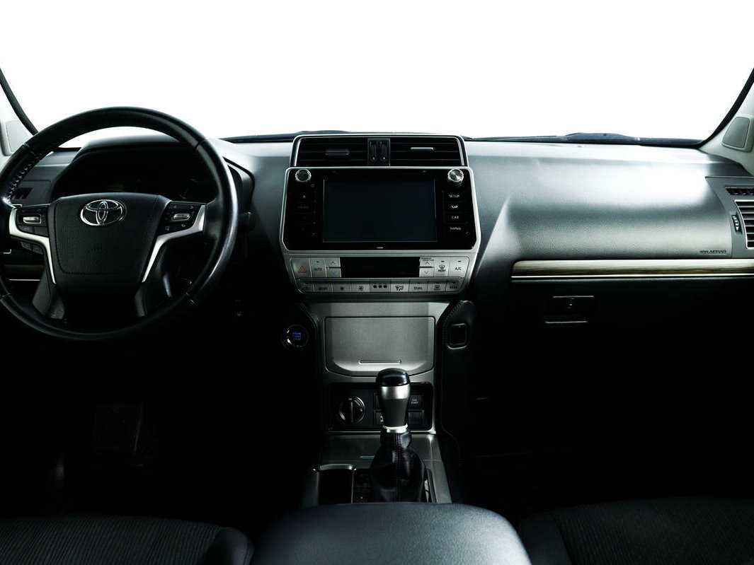 Купить Toyota Land Cruiser Prado с пробегом. Фото: #10