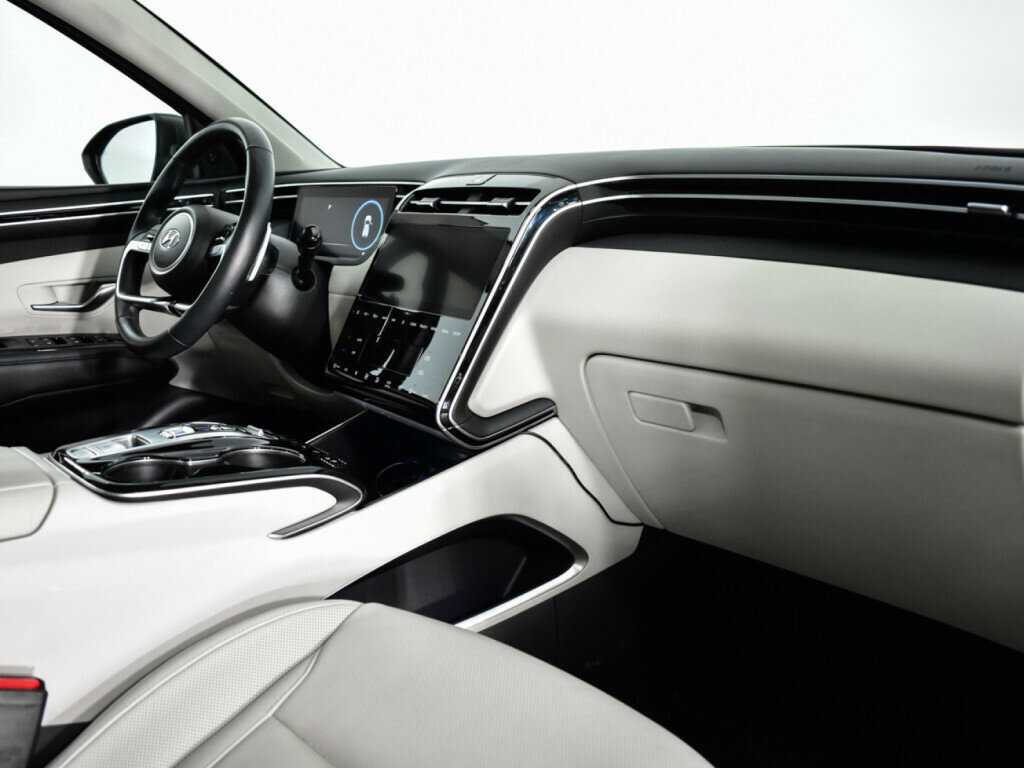 Купить Hyundai Tucson с пробегом. Фото: #8