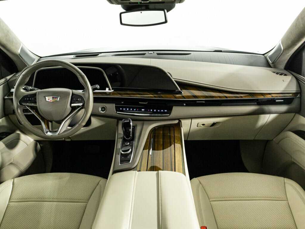 Купить Cadillac Escalade с пробегом. Фото: #9
