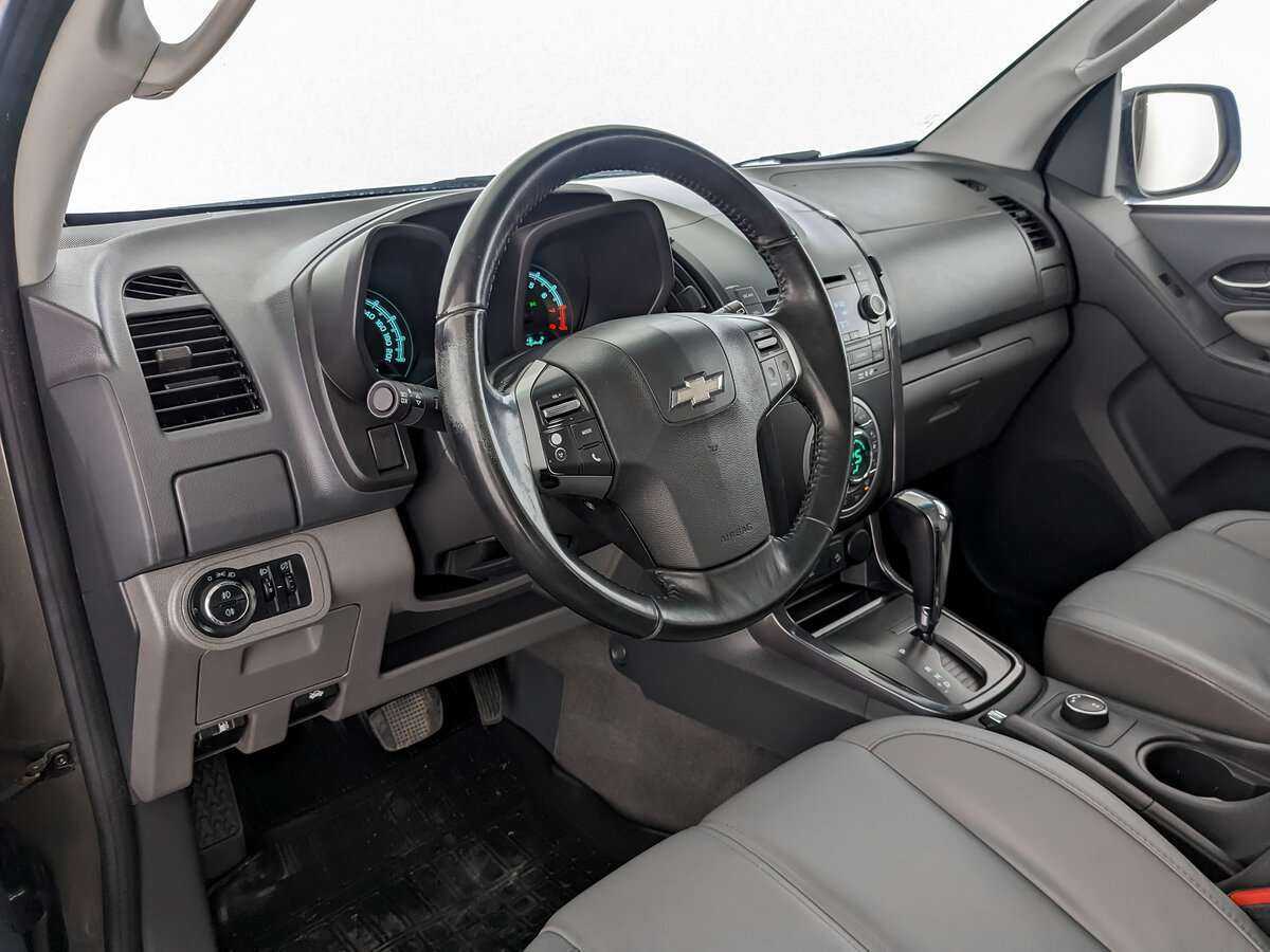 Купить Chevrolet TrailBlazer с пробегом. Фото: #11