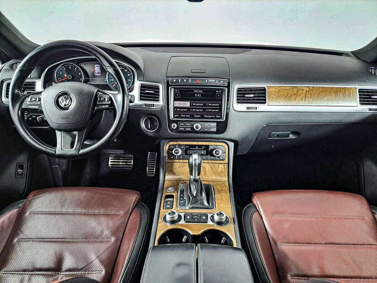 Купить Volkswagen Touareg с пробегом. Фото: #9