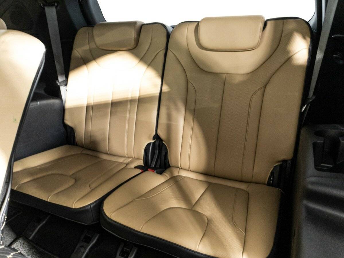 Купить Hyundai Santa Fe с пробегом. Фото: #24