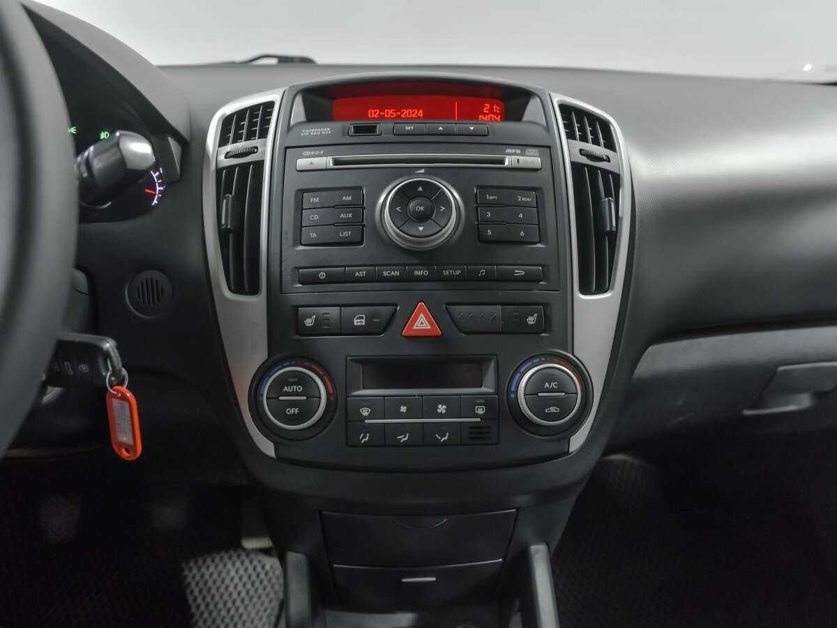 Купить Kia Ceed с пробегом. Фото: #8