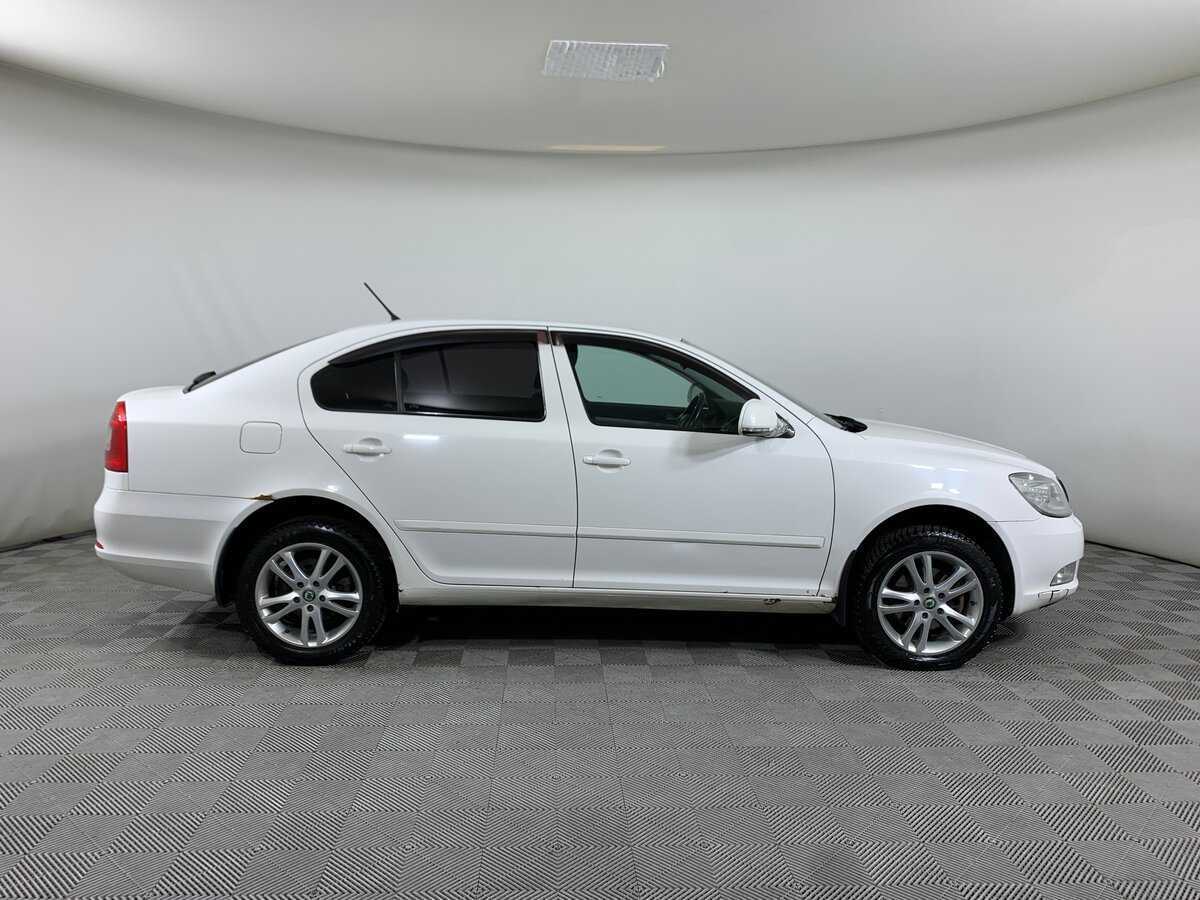 Купить Skoda Octavia с пробегом. Фото: #3