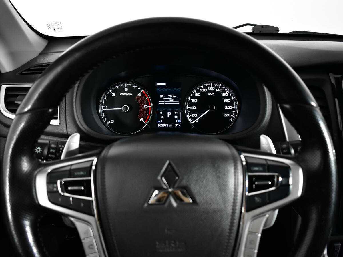 Купить Mitsubishi Pajero Sport с пробегом. Фото: #10
