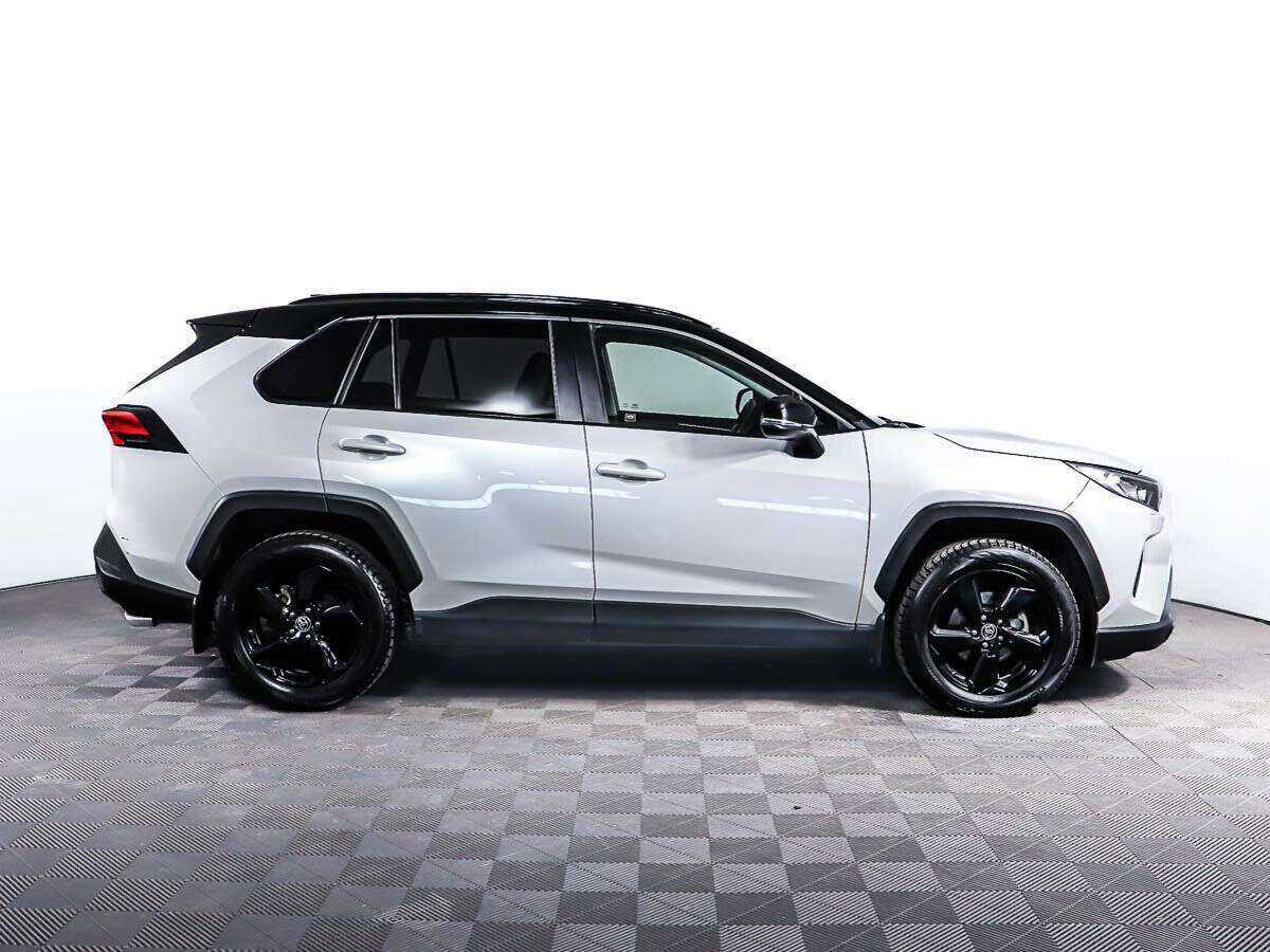 Купить Toyota RAV4 с пробегом. Фото: #3