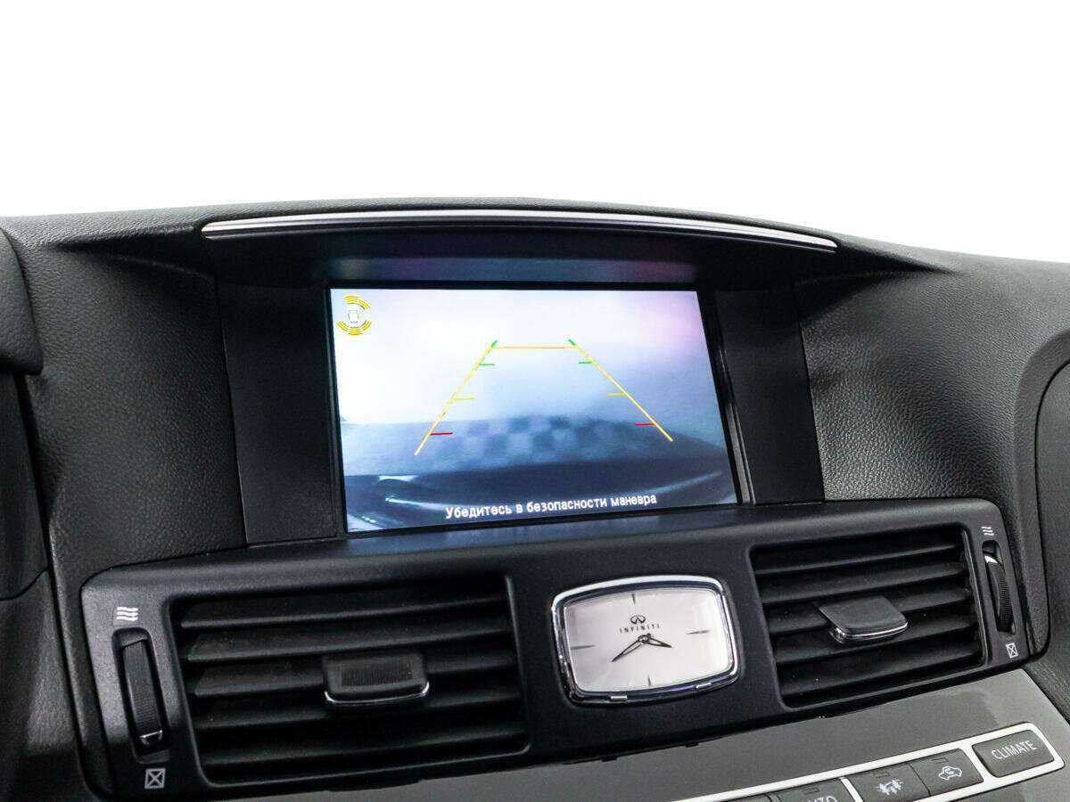 Купить Infiniti M с пробегом. Фото: #23