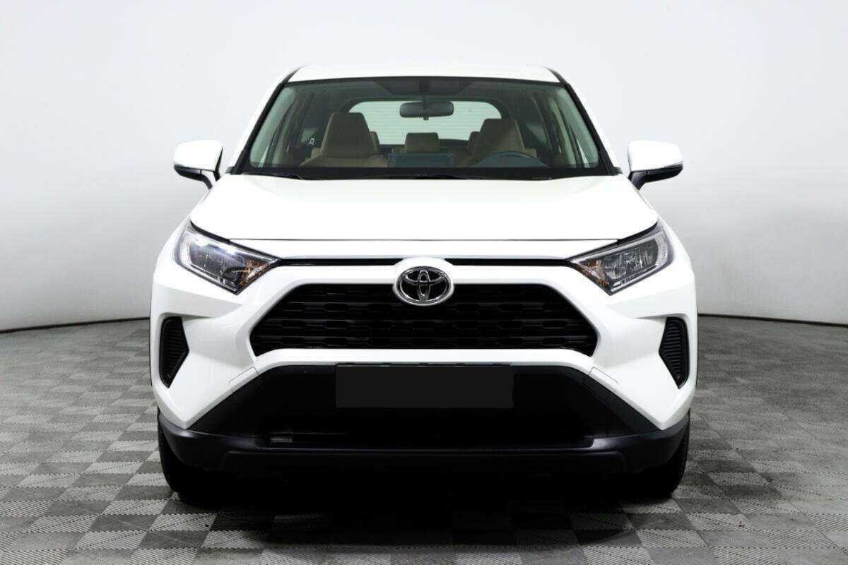 Купить Toyota RAV4 с пробегом. Фото: #1