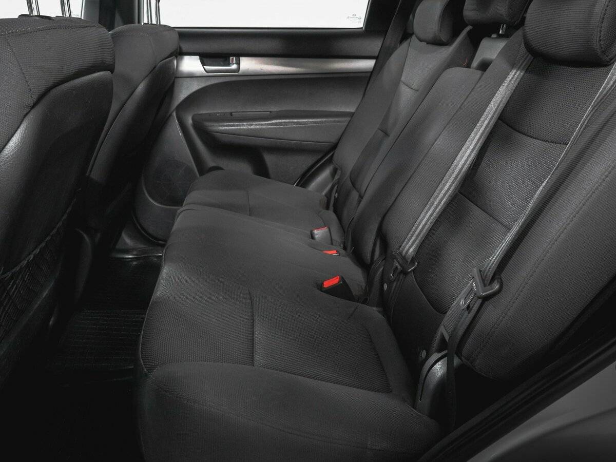 Купить Kia Sorento с пробегом. Фото: #9