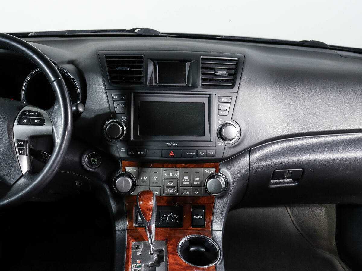 Купить Toyota Highlander с пробегом. Фото: #12