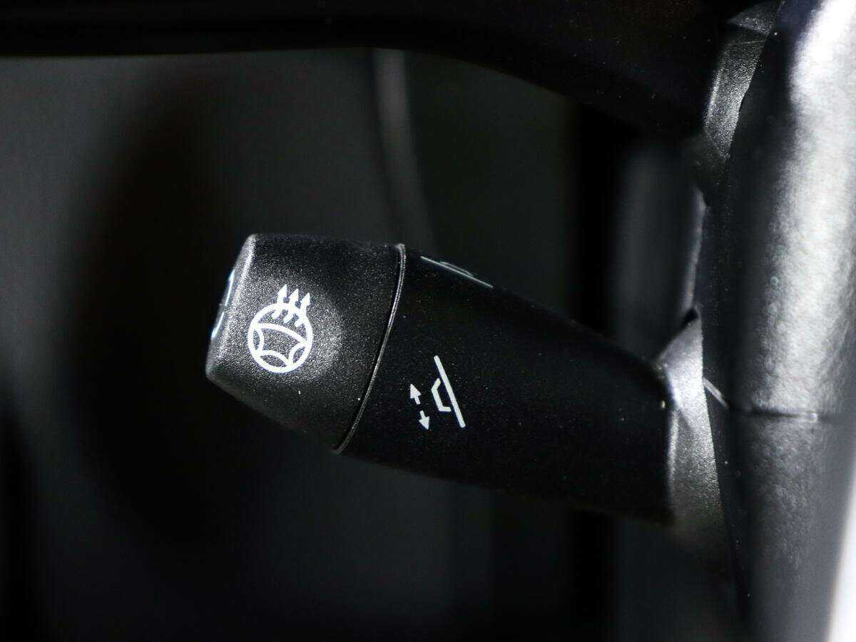 Купить Mercedes-Benz GLC с пробегом. Фото: #18