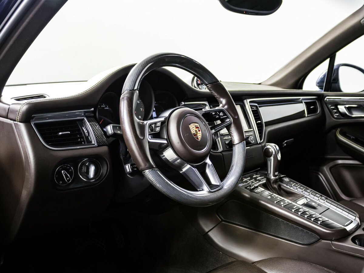 Купить Porsche Macan с пробегом. Фото: #12