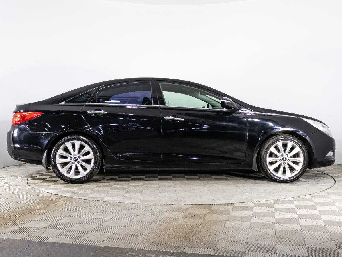 Купить Hyundai Sonata с пробегом. Фото: #3