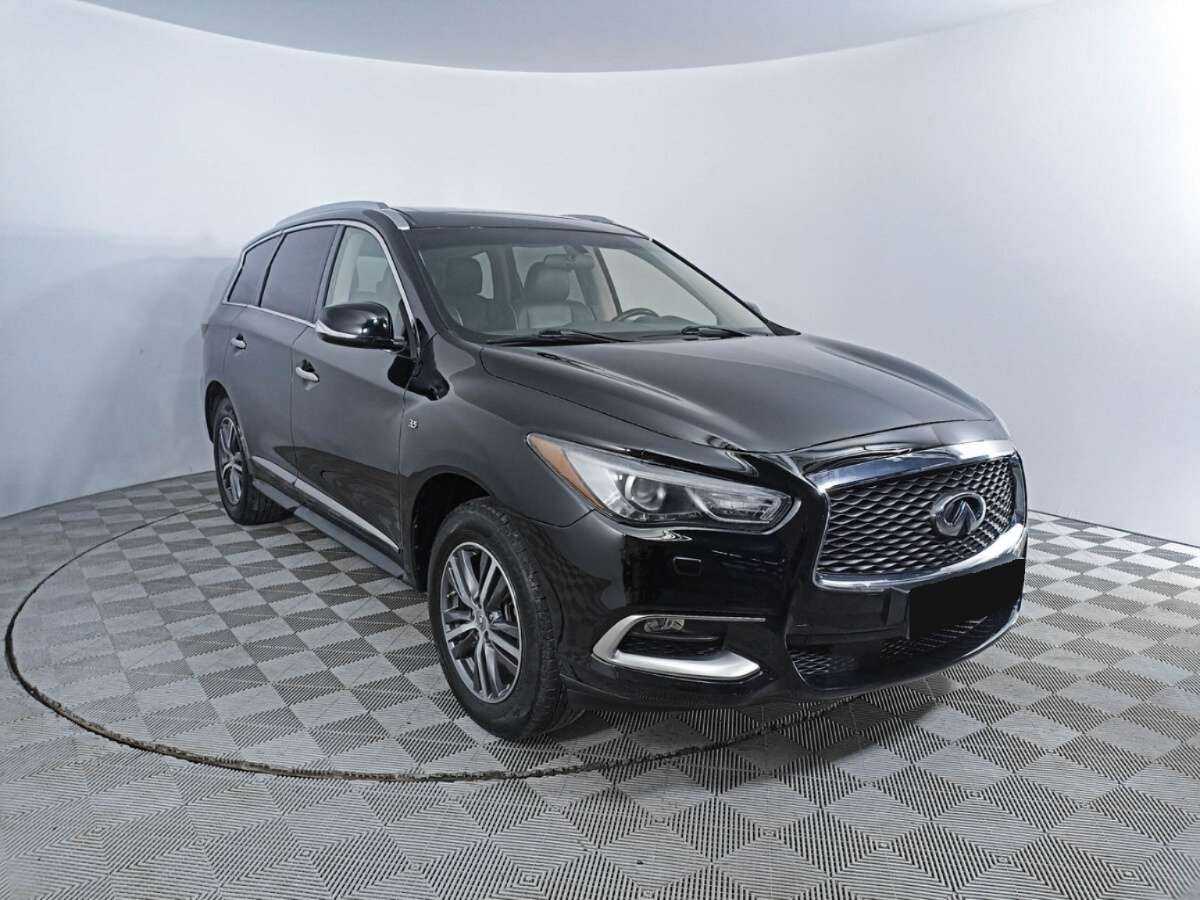 Купить Infiniti QX60 с пробегом. Фото: #2
