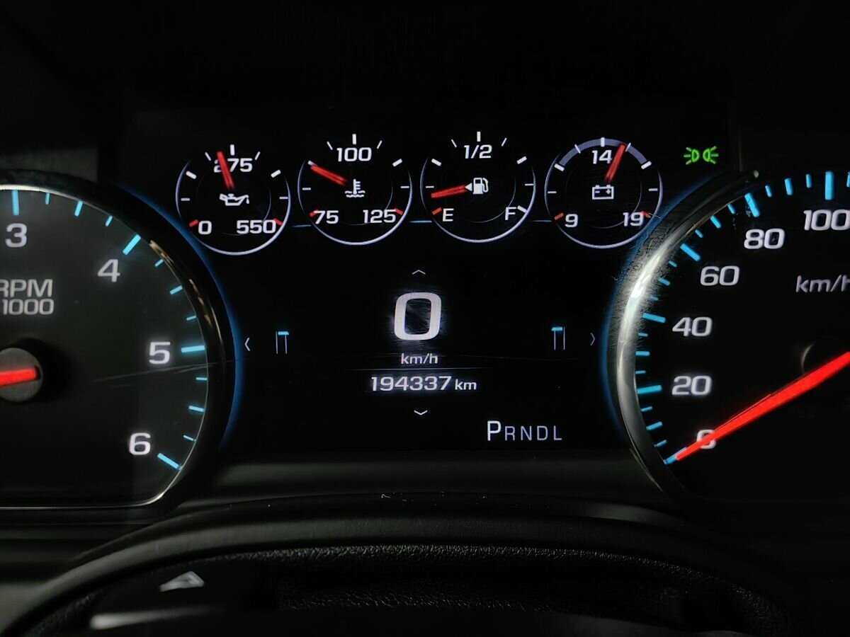 Купить Chevrolet Tahoe с пробегом. Фото: #18