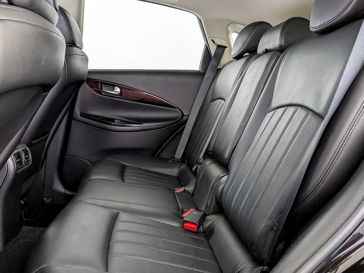 Купить Infiniti EX с пробегом. Фото: #9