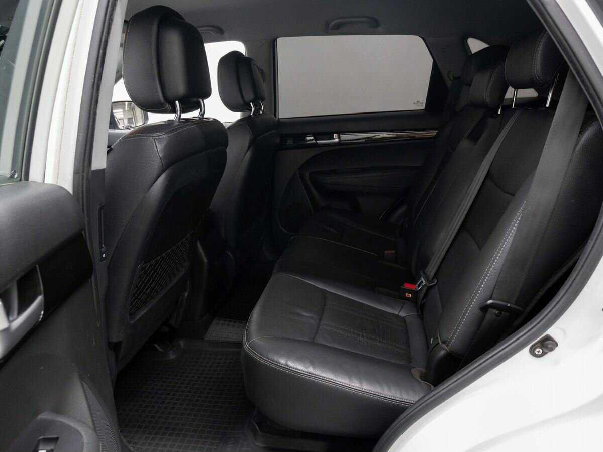 Купить Kia Sorento с пробегом. Фото: #8